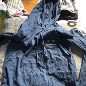 Navy blue vineyard vines shirt